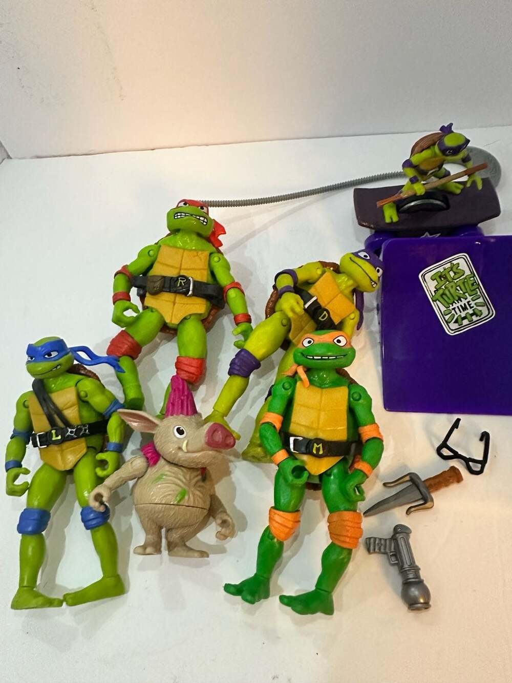 Teenage Mutant Ninja Turtles Mutant Mayhem Action Figure Lot with Bebop and Acce